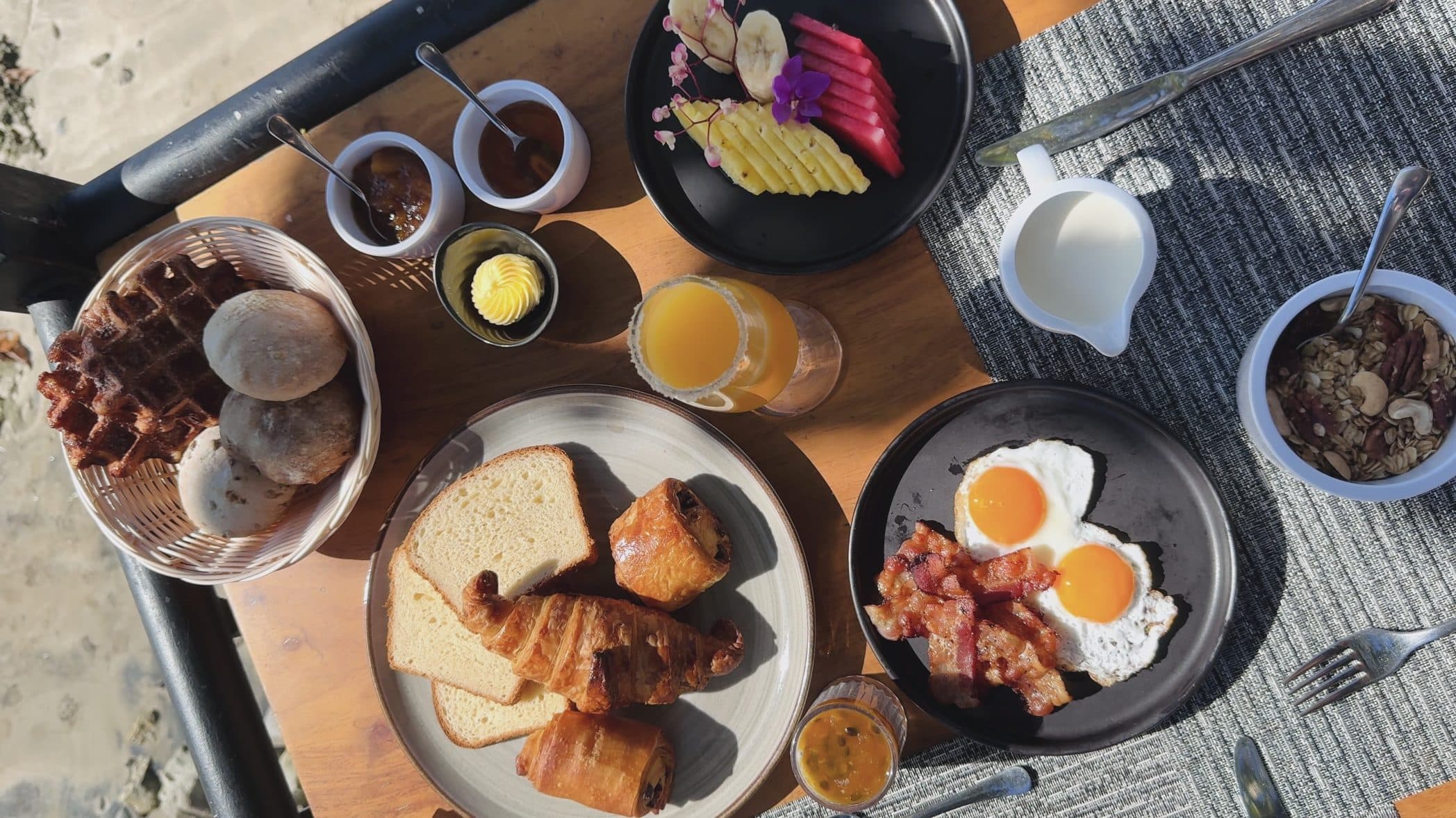 Breakfast & Brunch